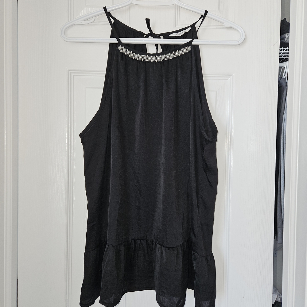 Elegant Black Sleeveless Top with Pearl Detail Size M